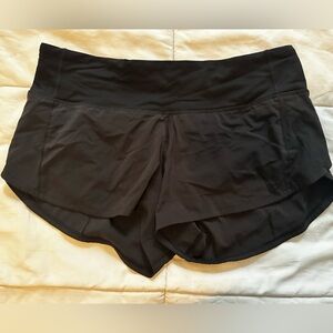 Lululemon Black Speed Up Low-Rise Lined Short Size 4